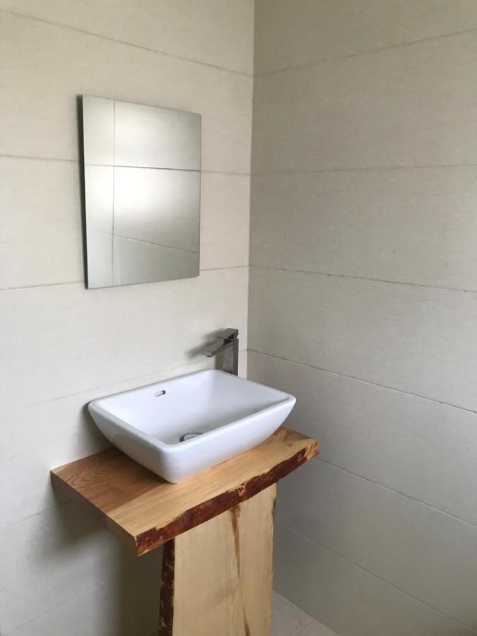 Te Bujtina Hotel- Cozy Stay With Traditional Breakfast Near Beach Golem  Ngoại thất bức ảnh